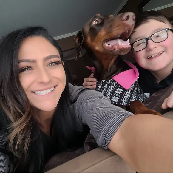 Meet your Posher, Jessica - Picture 4 of 5